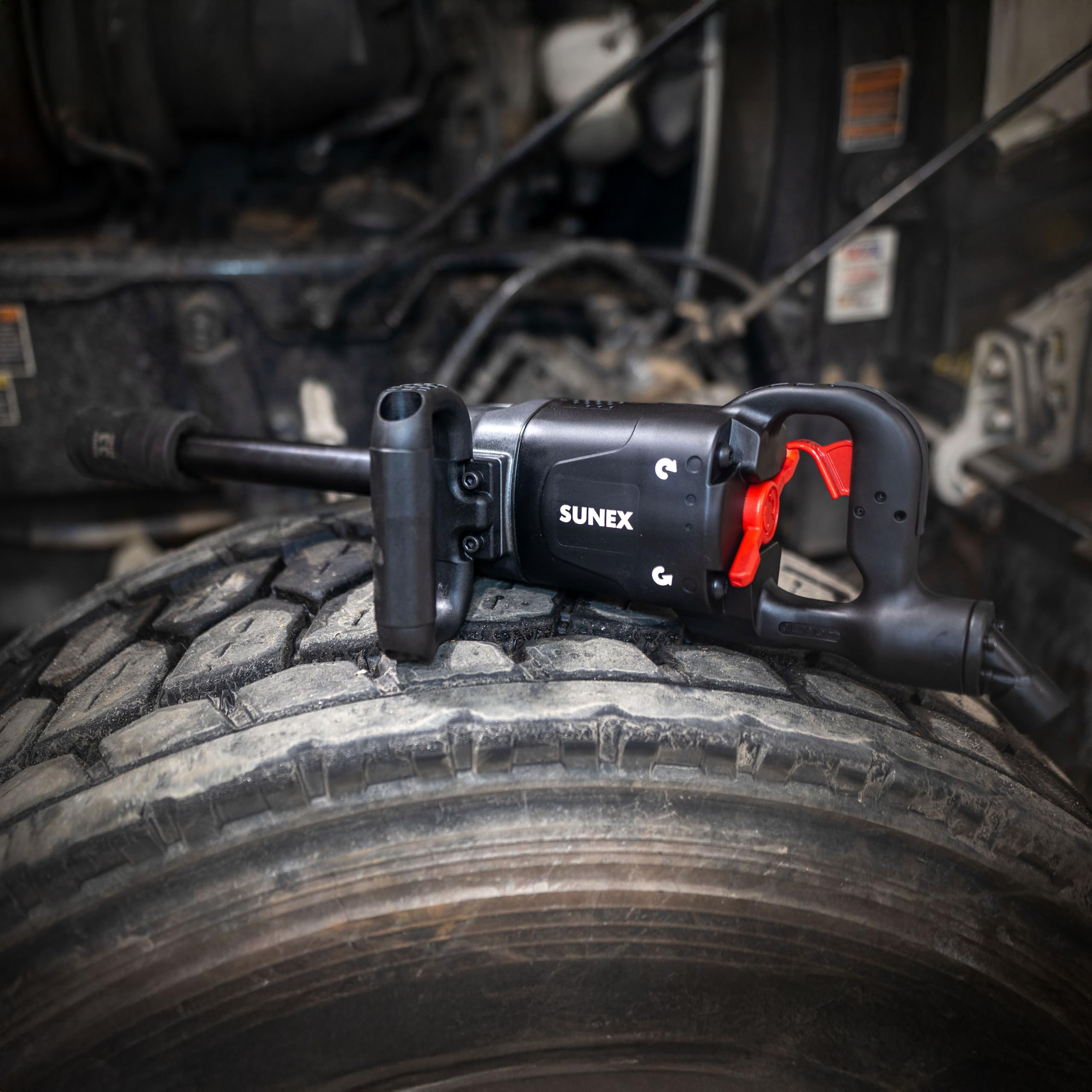 1 Inch Drive Magnesium Composite Impact Wrench with 6 Inch Anvil